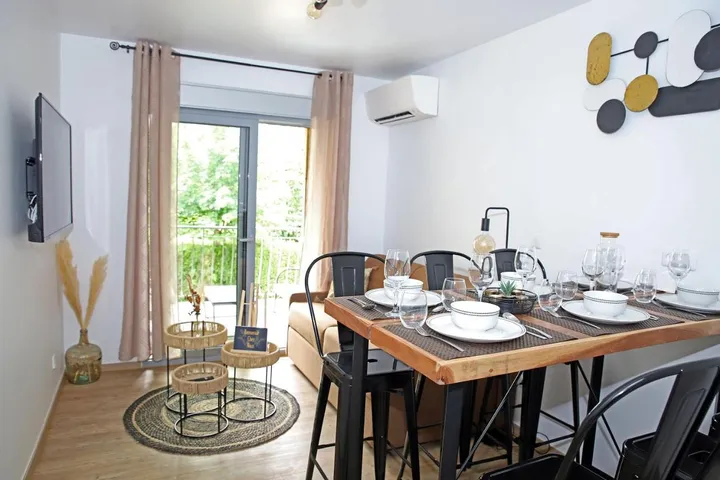 Apartamento de vacaciones para 5 personas, con vistas y balcón - 1