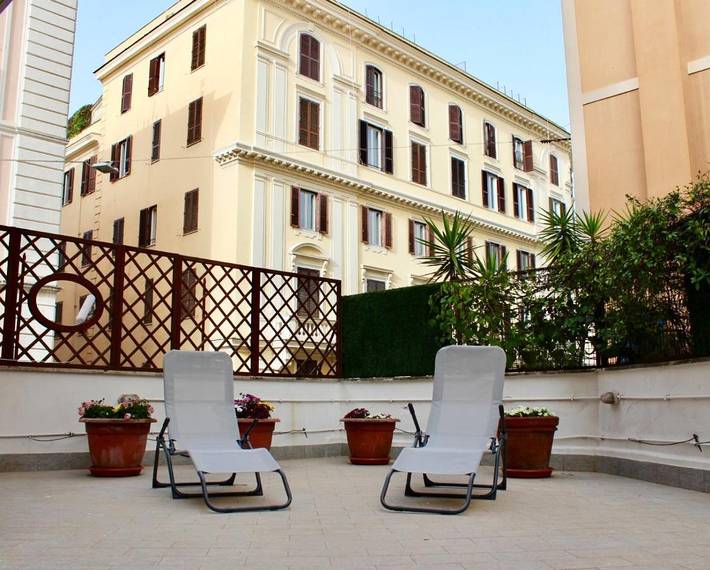 Chambre d’hôte pour 3 personnes, avec vue et terrasse - 1