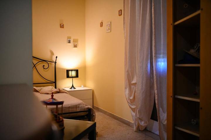 B&b per 5 persone, con giardino e panorama, adatto a famiglie con bambini in Noci