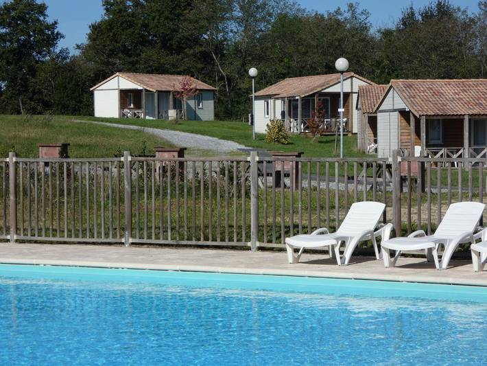 Gîte pour 4 personnes, avec jardin et piscine, animaux acceptés à Orist - 2