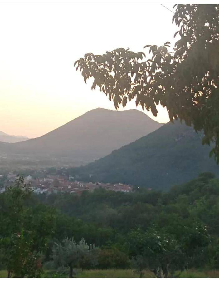 Location de vacances pour 2 personnes, avec vue et jardin à San Lorenzello - 3