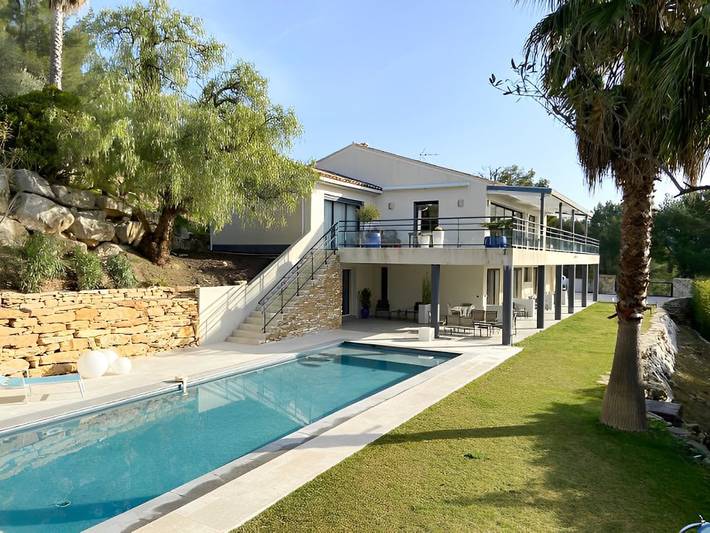 Chambre d’hôte pour 2 personnes, avec piscine et sauna ainsi que jardin et jacuzzi