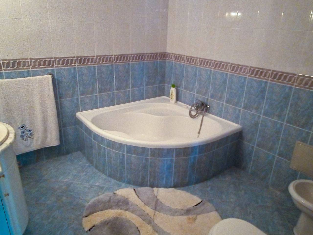 Apartamento inteiro, Die lustige und entspannende Wohnung mit Terrasse und Aussicht in Arco da Calheta, Madeira