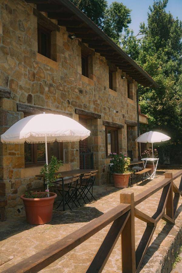 Casa rural con piscina para 2 personas, con jacuzzi además de piscina y jardín en Cantabria - 4