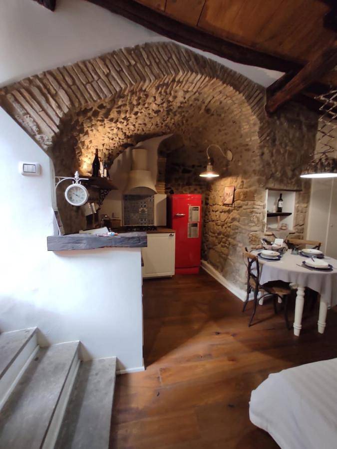 Appartamento per 4 persone, con giardino e panorama a Sacrofano