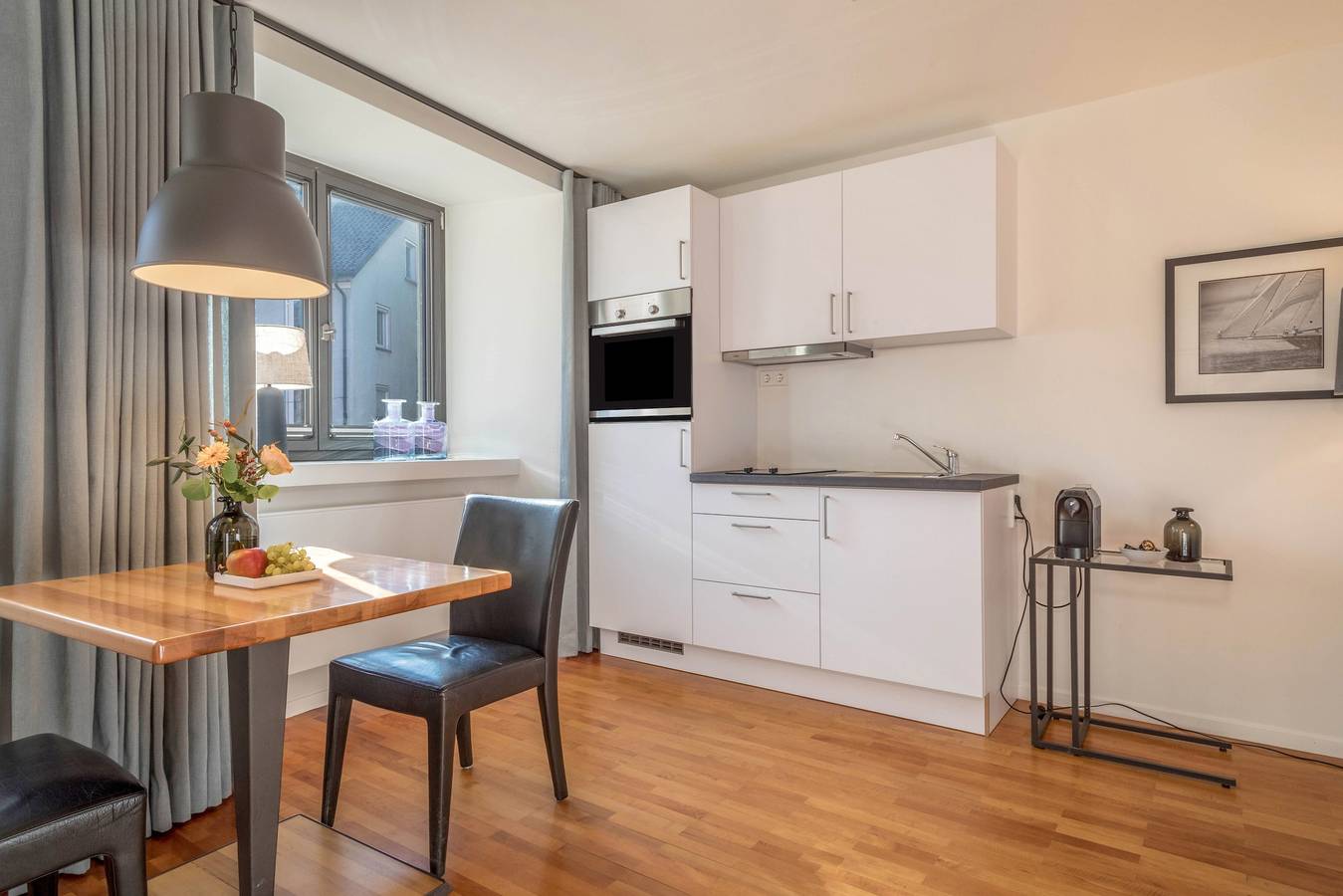 Entire apartment, Modern Studio Apartment No. 14 in the City Center with Wi-Fi in Wangen, Region Bodensee-Oberschwaben