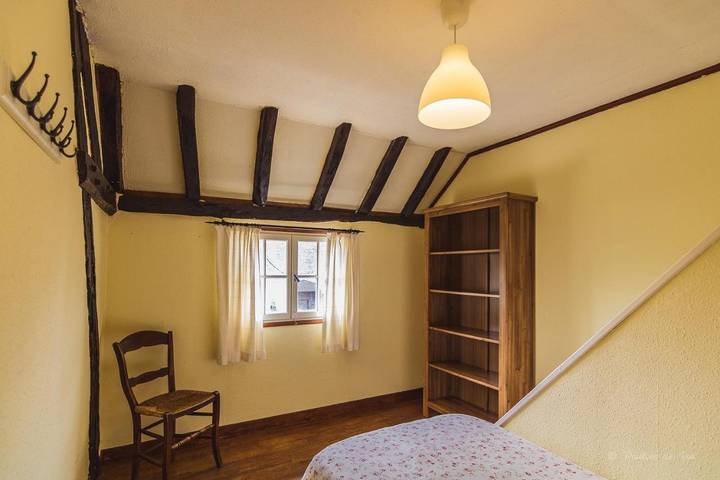 Location de vacances pour 5 personnes, avec piscine et terrasse ainsi que jardin et vue à Perpezac-le-Blanc - 3