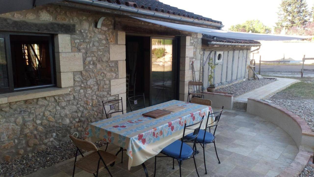 Three-Bedroom House in Bosset, Périgord Pourpre