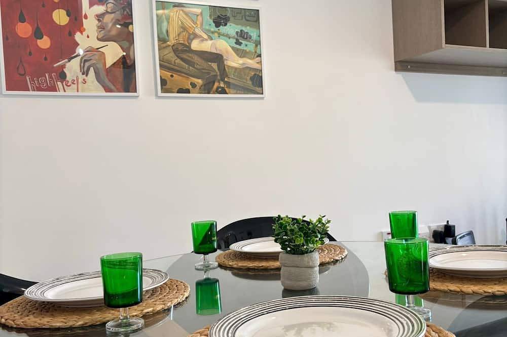 Geheel appartement, Beautiful spacious apartment in center . in Paceville, San Giljan