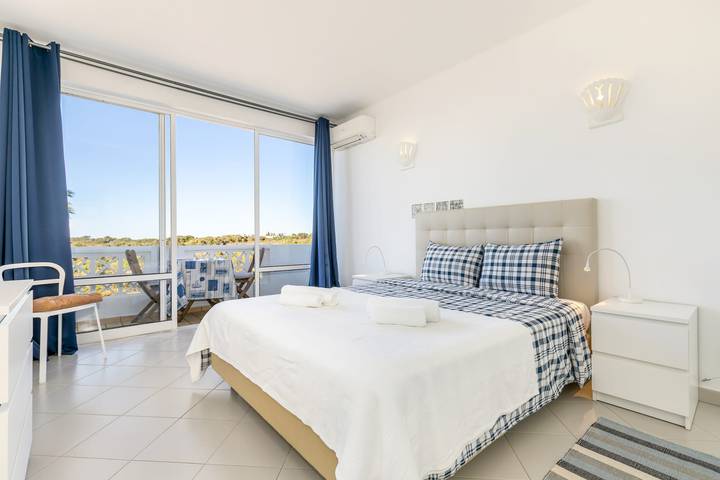 Location de vacances pour 6 personnes, avec balcon, adapté aux familles à Ferragudo - 4