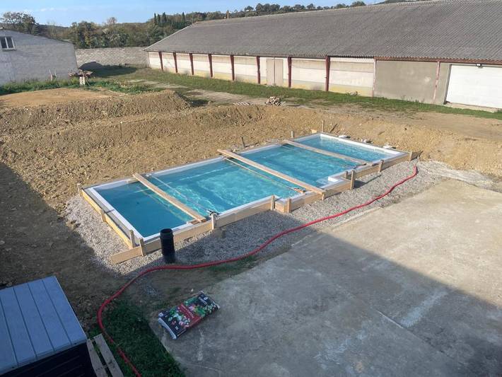 Location de vacances pour 2 personnes, avec terrasse et jardin ainsi que piscine et vue à Cazalrenoux - 3