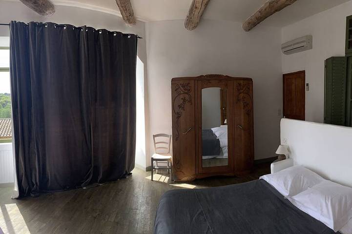 Location de vacances pour 8 personnes, avec jardin et terrasse à Le Pin - 3