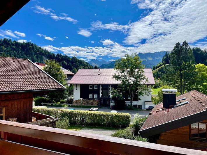 Ferienwohnung für 6 Personen, mit Ausblick und Balkon in Tiefenbach (Oberstdorf)