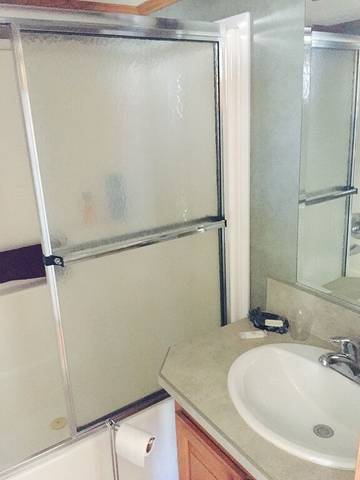 Camping for 5 Guests in South Kingstown, Rhode Island, Picture 3