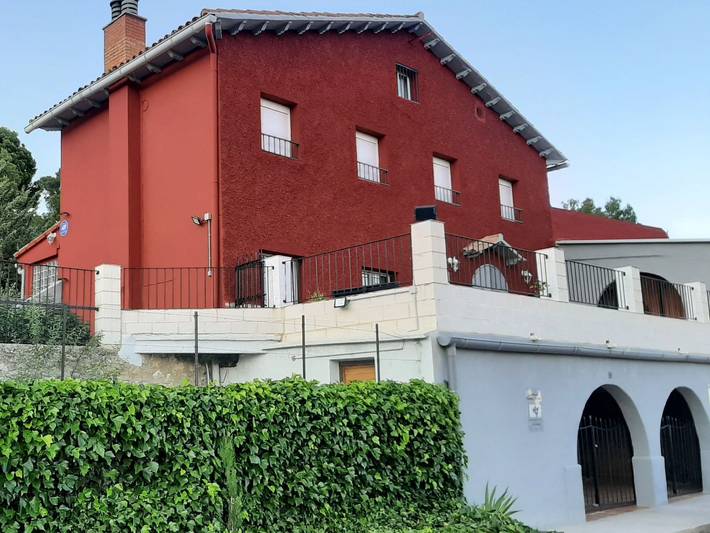 Chalet para 11 personas, con Terraza además de Jardín y Piscina en Provincia de Zaragoza - 2