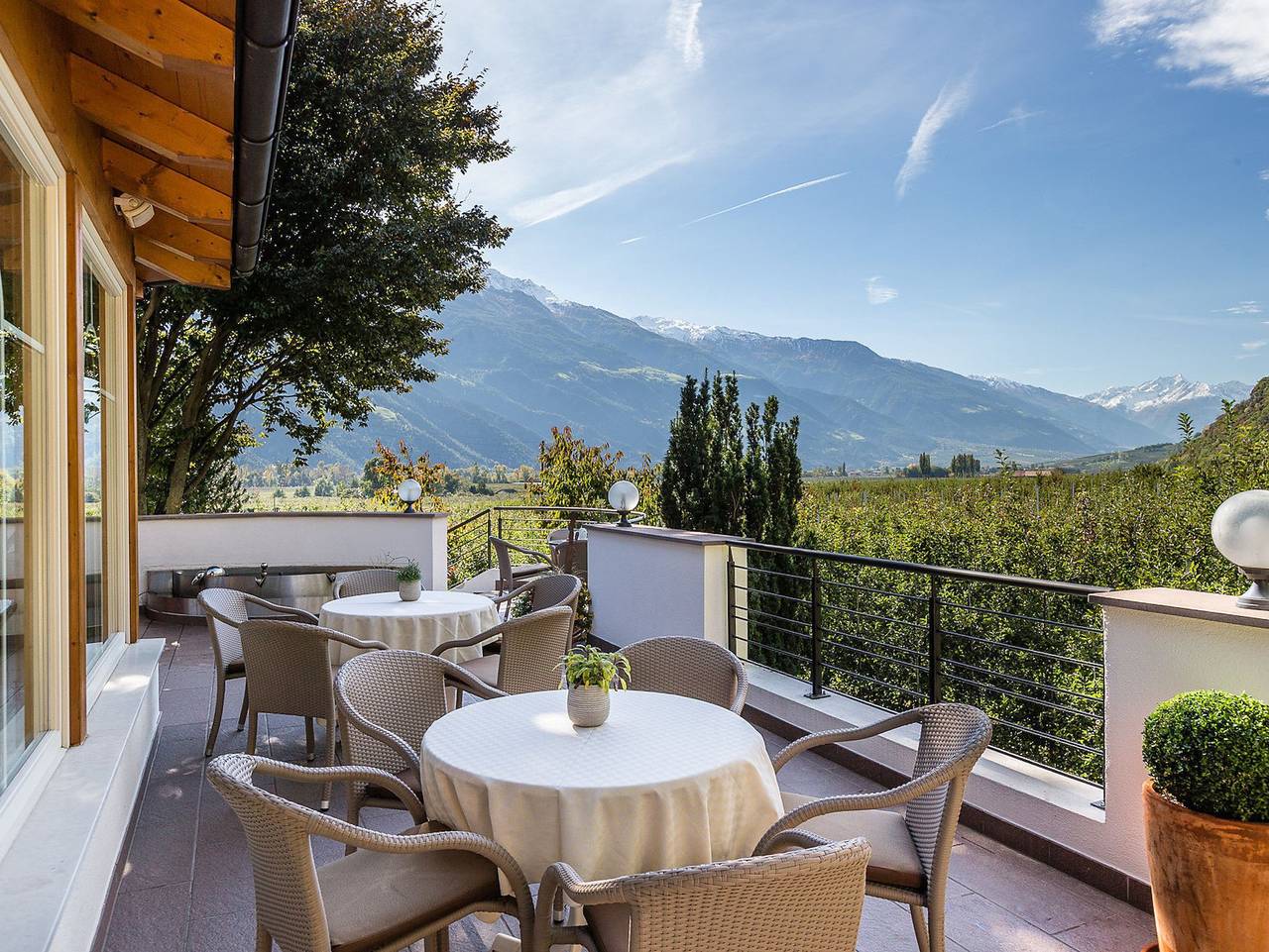 Ganze Ferienwohnung, Garni-Hotel Am Meilenstein - Komfortzimmer "Aurelia" in Rabland, Partschins