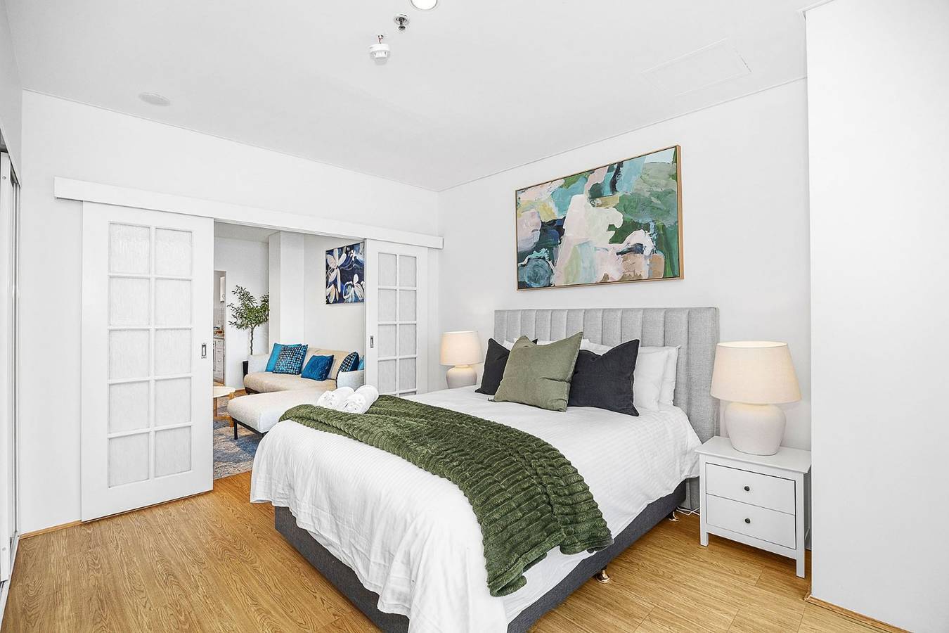 Entire apartment, Newly Renovated 1Bdr in the Cbd in East Perth, Perth