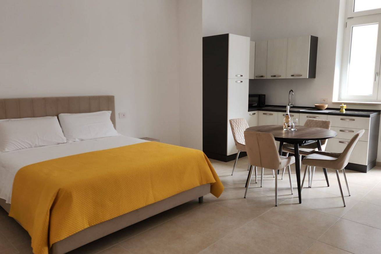 Appartamento intero, Guesthost - Porta 29 - Int. 04 Apartment in Trani, Barletta-Andria-Trani