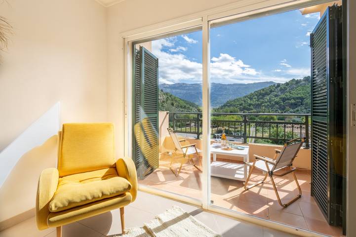 Appartement entier, Appartement 'Soller Beach' avec balcon et Wi-Fi in Port de Sóller, Sóller