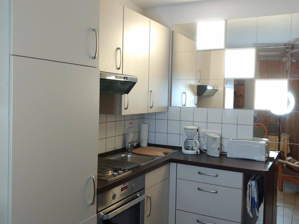 Ganze Ferienwohnung, B&B am See Köln - Privatzimmer in Chorweiler, Köln