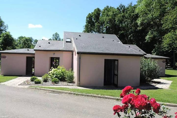 Camping pour 4 personnes, avec terrasse dans Eure-et-Loir - 4