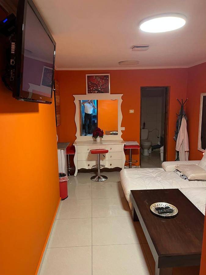 Hôtel pour 3 personnes, avec terrasse et jacuzzi