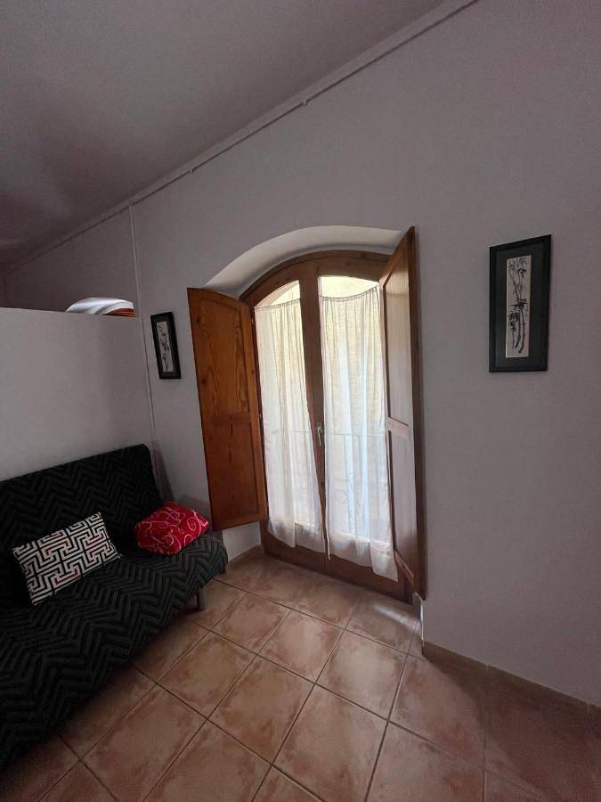 Gîte pour 2 personnes, avec vue à Besalú - 4