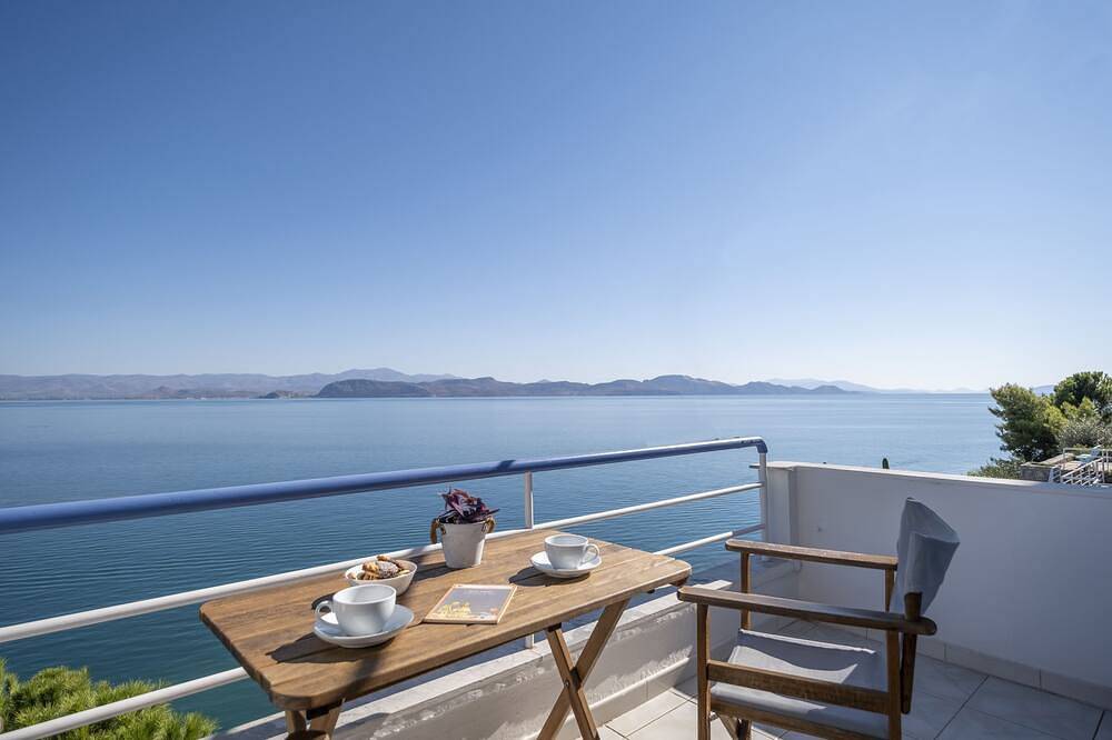 Ganze Wohnung, Studio am Strand | Amazing Sea View Balkon | in der Nähe von Nafplio, Epidaurus, Mykene in Xiropigado, Kynouria