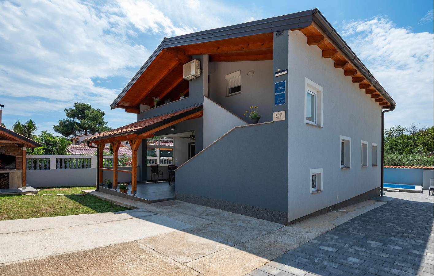Entire holiday apartment, Holiday apartment for 4 people with terrace in Peroj, Southcoast Istria