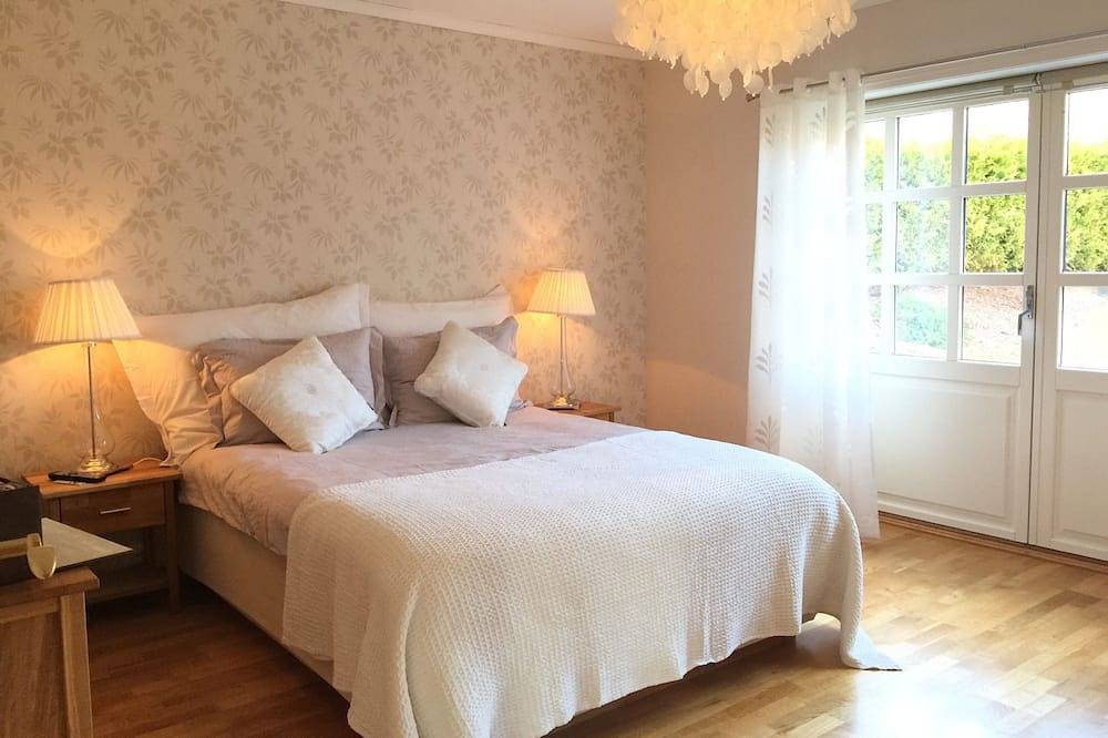 Charming House with a Fantastic View of Norway's Nature in Ørsta