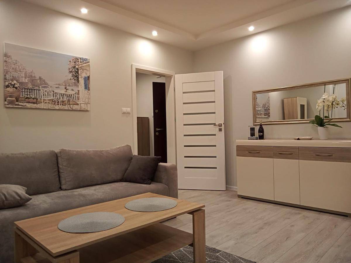 Cały apartament, Two-Bedroom Apartment in Łańcut, Podkarpacie