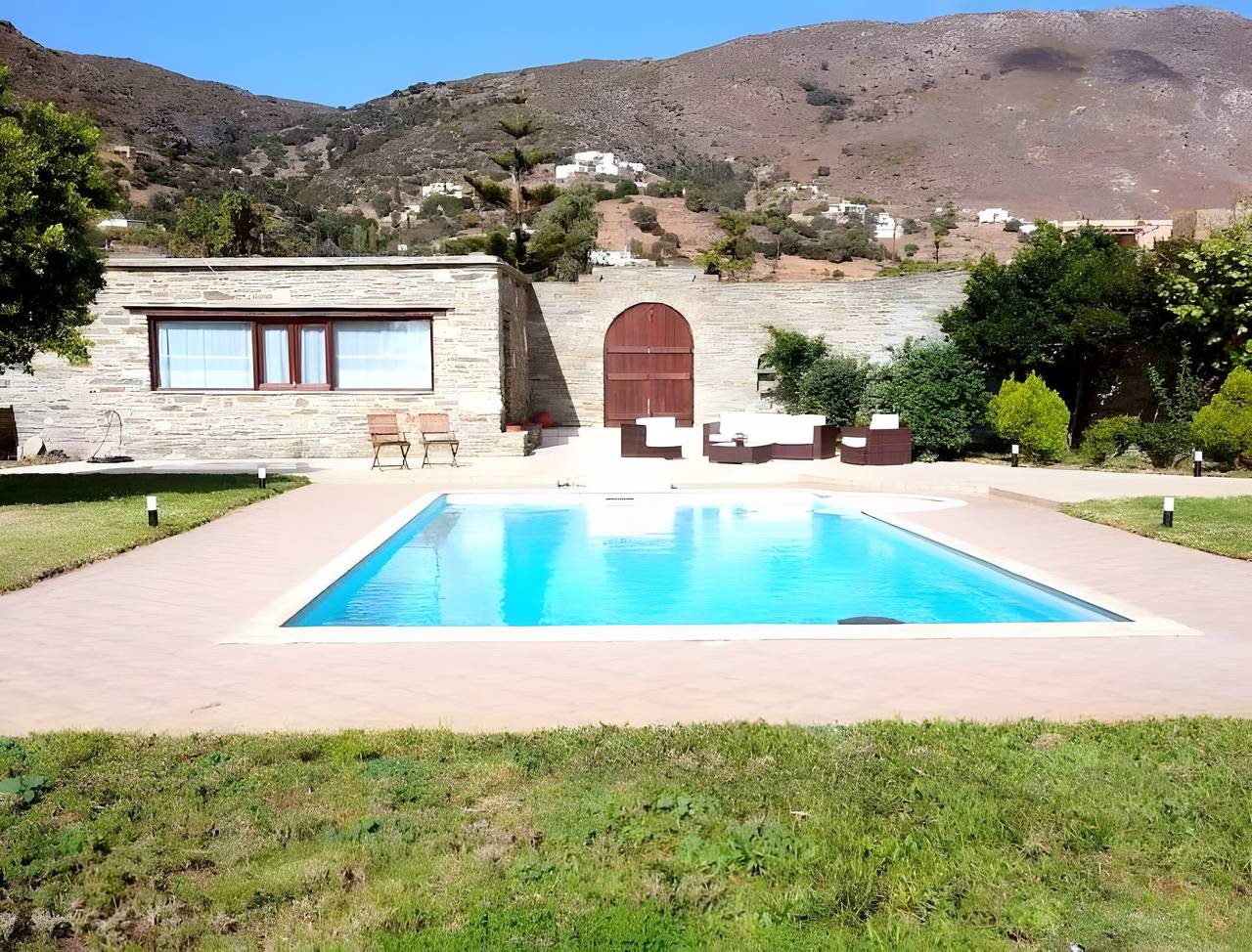 Finca 'Andros - Privater Pool' mit Meerblick, Wi-Fi und Klimaanlage in Andros