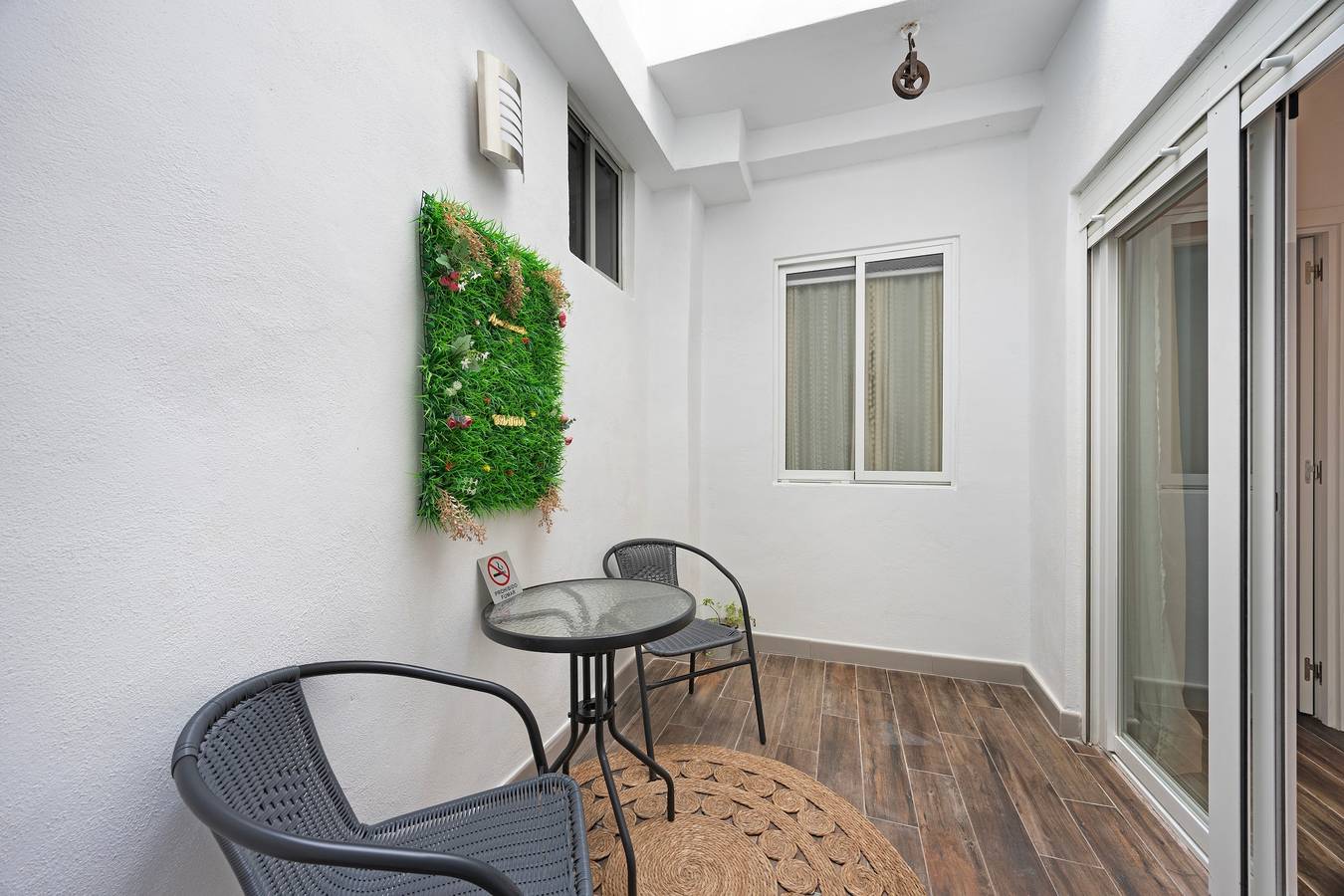 Appartement entier, Appartement 'Brianna' avec terrasse privée, Wi-Fi et climatisation in Jerez de la Frontera, Costa de la Luz