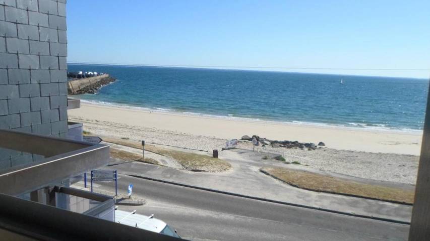 Gîte pour 4 personnes, avec balcon et vue dans Plage Du Porigo