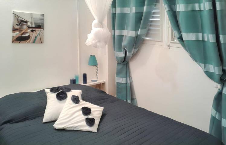 Gîte pour 8 personnes, avec jardin et piscine dans Pointe Faula - 3