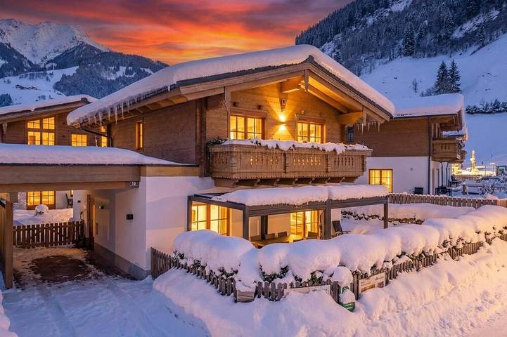 Chalet für 8 Personen, mit Garten und Sauna sowie Balkon in Rauris