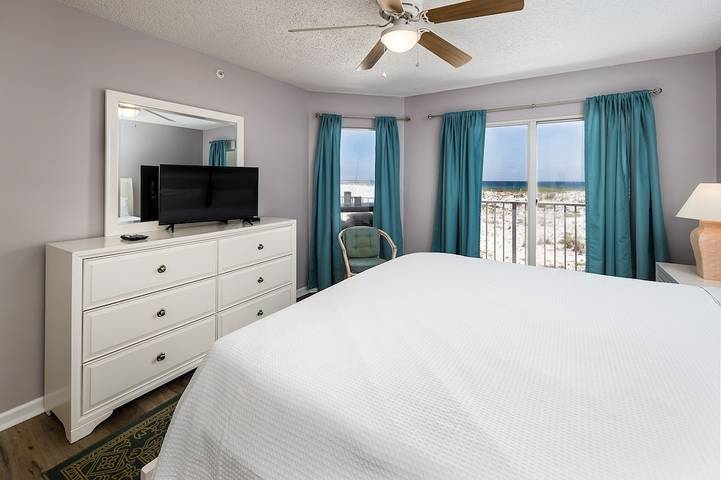 Vacation rental for 8 people, with balcony and pool in Okaloosa Island