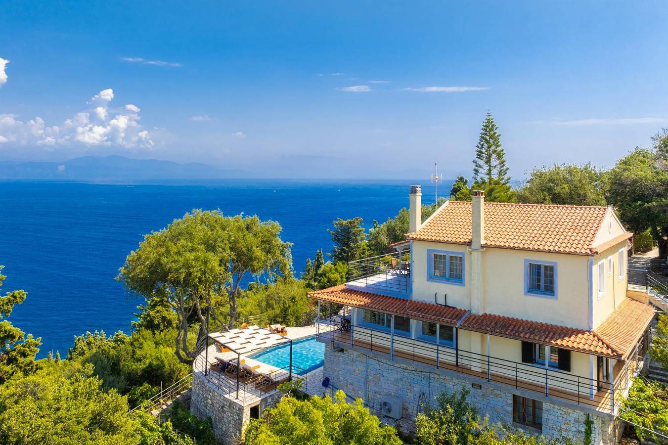 Διαμερίσματα Διακοπών για 10 Άτομα σε Λάκκα, Παξούς