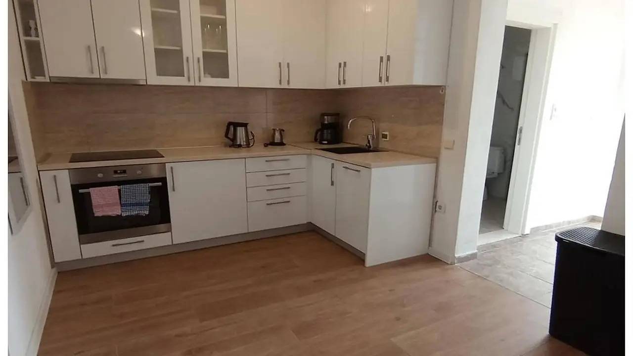 Geheel vakantieappartement, Ferienwohnung für 6 Personen (43 m²) in Bar in Dobra Voda, Montenegro Coast