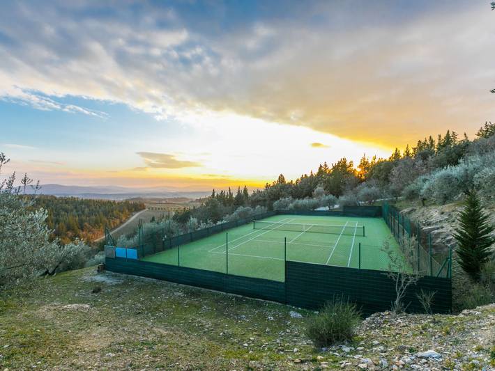 Location de vacances pour 4 personnes, avec vue ainsi que jardin et terrasse à Castellina in Chianti - 3