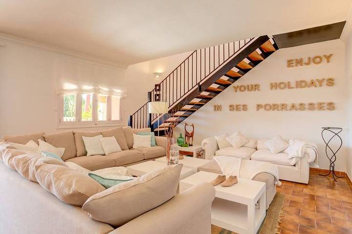 Amazing Mallorca Villa | 8 Bedrooms | Villa Selva Grande | Magnificent House with Private Pool & Short Walk to Local Village | Selva in Selva, Mallorca Inselmitte