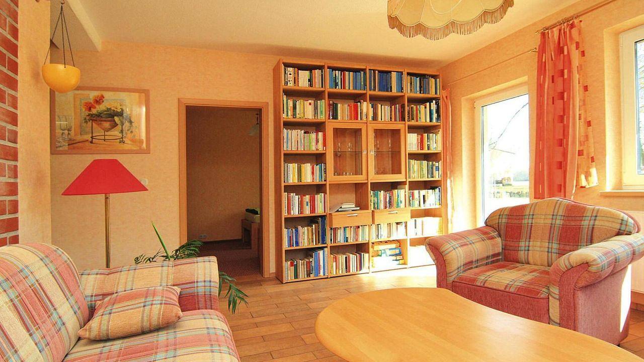 Ganze Ferienwohnung, Ferienwohnung für 4 Personen mit Pool in Güstrow - Umland, Mecklenburgische Seenplatte