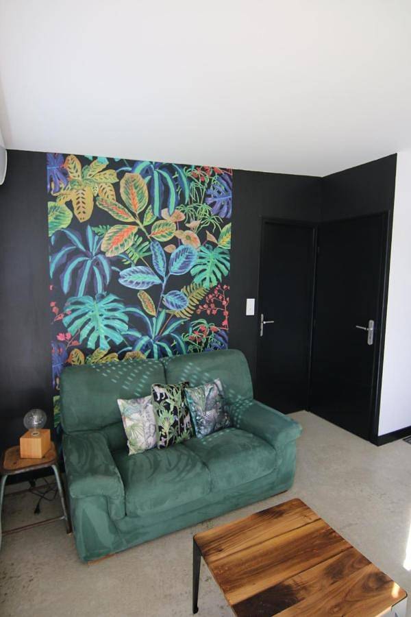 Location de vacances pour 2 personnes, avec vue et jardin à Langrolay-sur-Rance