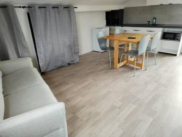 Cottage pour 4 personnes, avec terrasse et jardin à Saint-Colomban