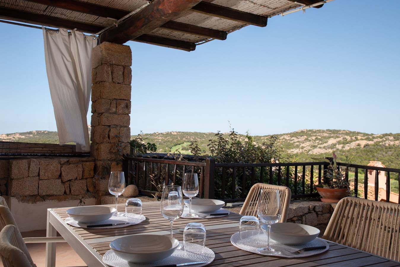 Ganze Wohnung, La Terrazza alla Buca 18 by Wonderful Italy in Cala di Volpe, Arzachena