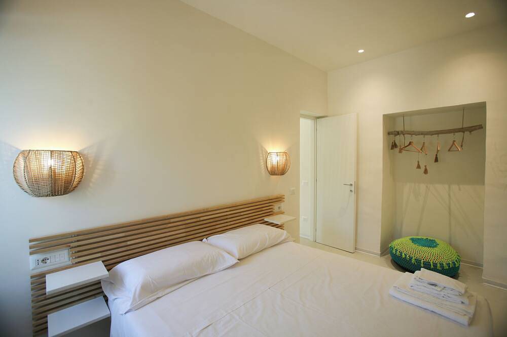 Ganze Wohnung, Il Carrubo - Three bedroom Apartment with Sea View in Procida, Neapel Provinz