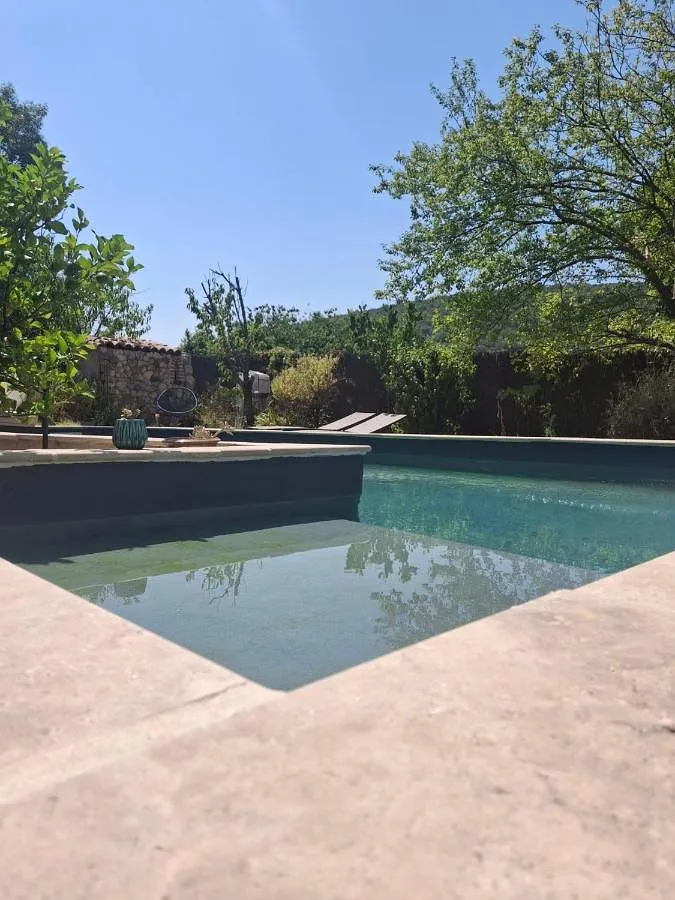Casa de vacaciones para 6 personas, con piscina además de vistas y jardín - 1