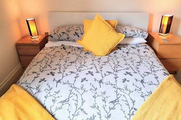 Holiday Home for 6 People in Lymington, New Forest National Park, Photo 2