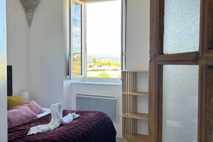 Château pour 8 personnes, avec jardin et piscine en Ardèche - 2