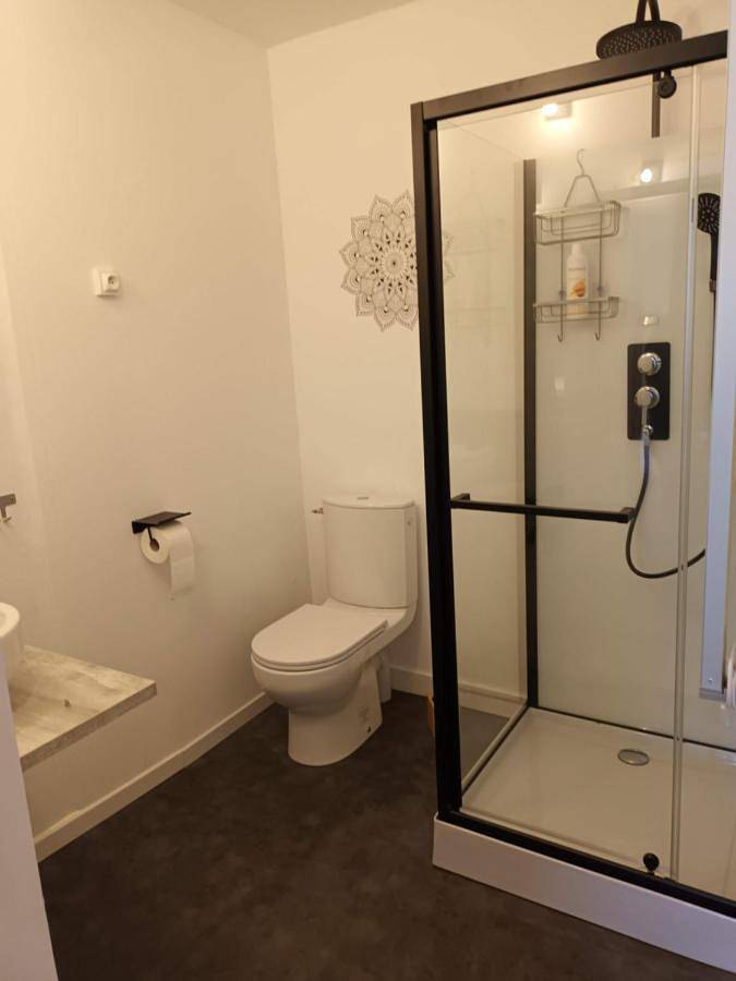 Location de vacances pour 2 personnes, avec jardin et terrasse dans Argentonnay - 2